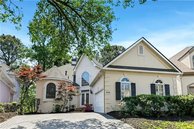Expensive river ridge Real Estate