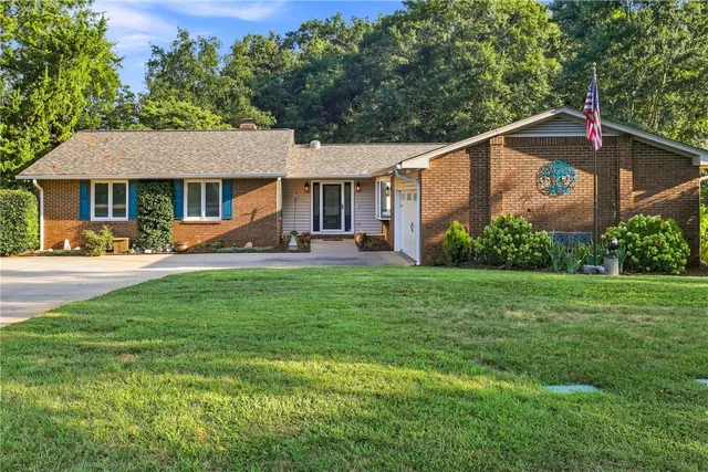 Expensive Knoxwood Estate Real Estate