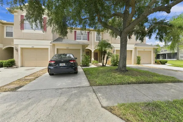 Popular VISTA CAY Real Estate