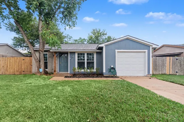 Popular Ranch Country Real Estate