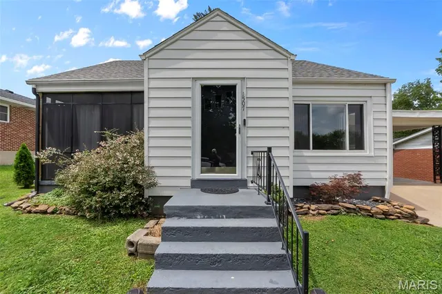 Popular Brucher Heights Real Estate