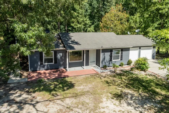 Popular Berkshire Downs Real Estate