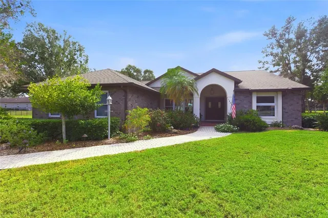 Expensive HIDDEN OAKS Real Estate