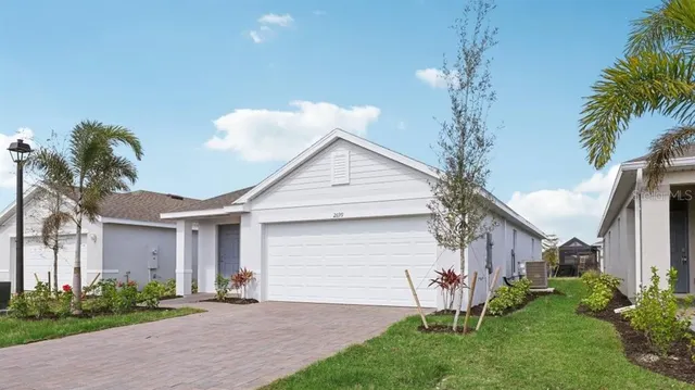Cheap CORAL LAKES - CORAL CREEK Real Estate