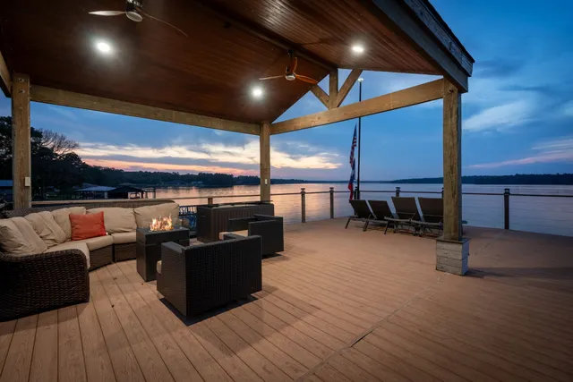 Popular Hunters Point Real Estate