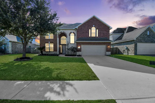 Popular Fawnlake Real Estate