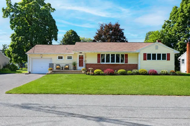 Popular Barclay Heights Real Estate