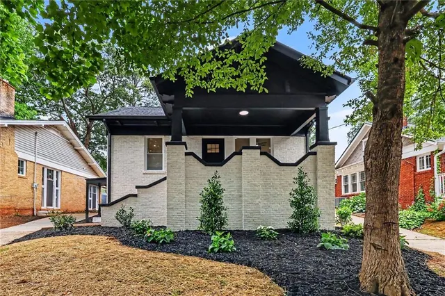 Popular WEST END PARK Real Estate