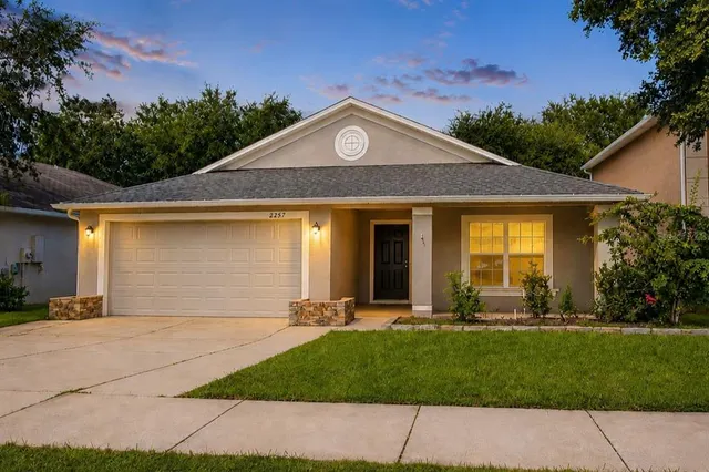 Popular MARTINS GROVE Real Estate