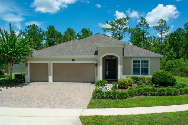 Popular VICTORIA GARDENS PH 7 Real Estate