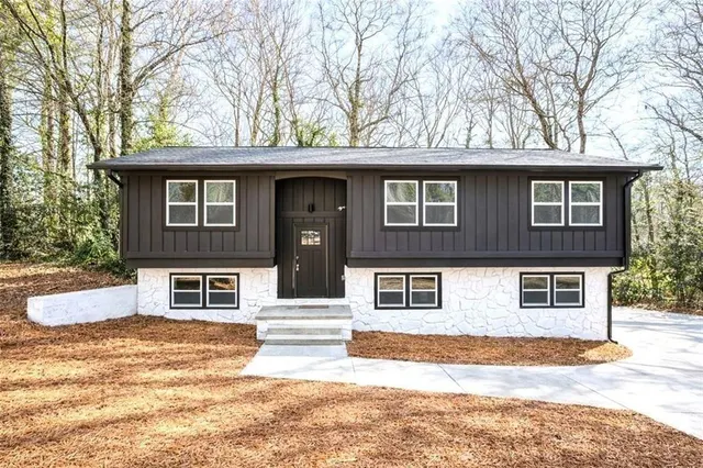 Popular Bermuda Run Real Estate
