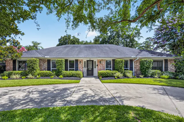 Cheap Briargrove Park Real Estate