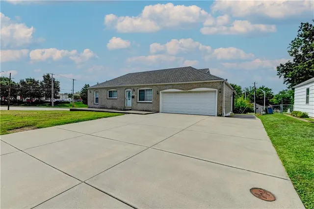 Popular Highway Lane Add Real Estate