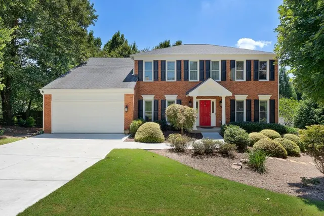 Expensive Olde Canton Chase Real Estate