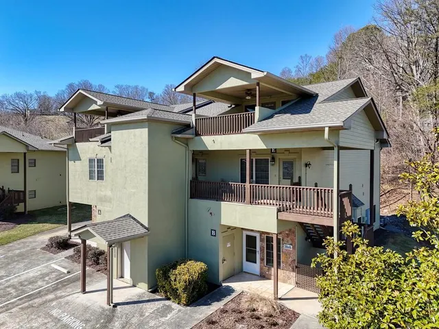 Popular Watercrest Condos Real Estate