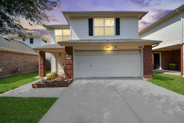 Popular Cypress Mdw Sec Real Estate