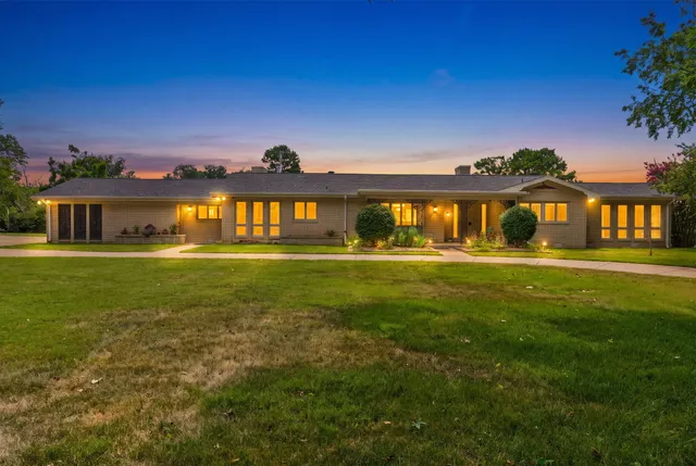 Expensive Lakeview Terr Real Estate