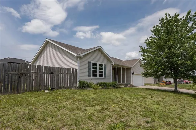 Popular Meadowbrook Acres Real Estate