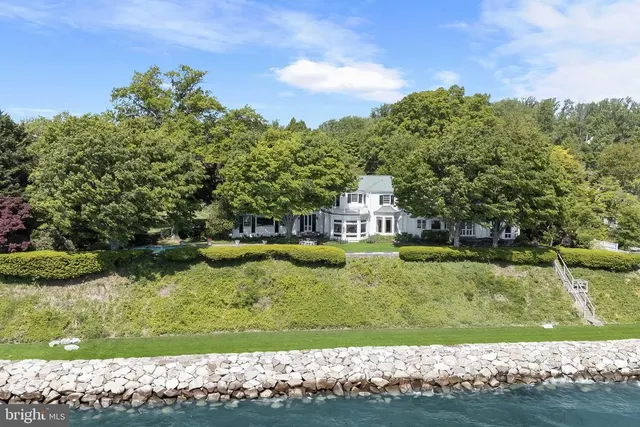 Popular Gibson Island Real Estate