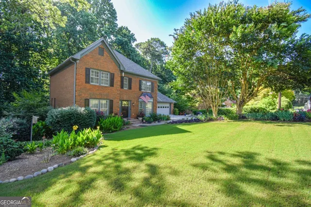 Cheap WOODS OF PARKVIEW Real Estate