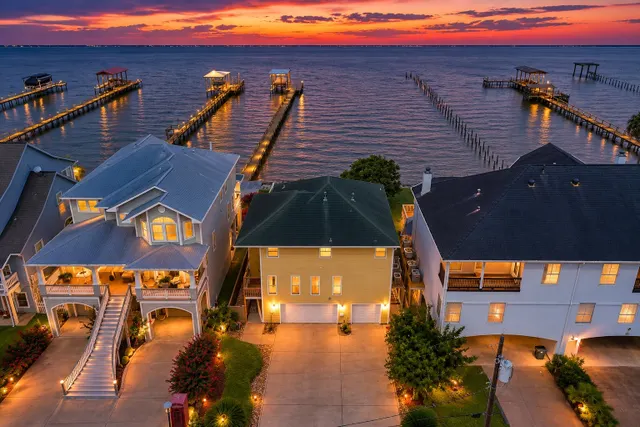 Expensive Kemah Townsite Real Estate