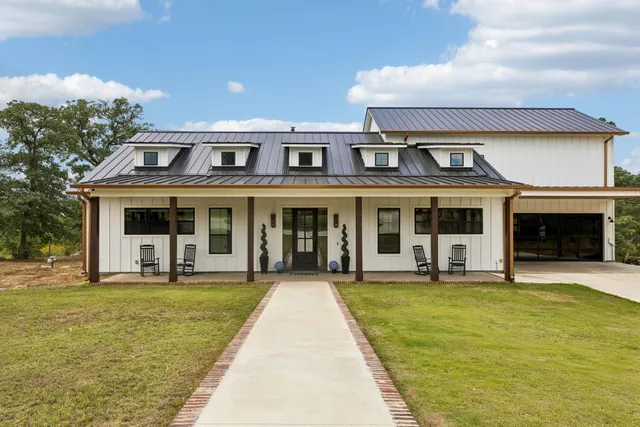 Popular Pine Forest Real Estate