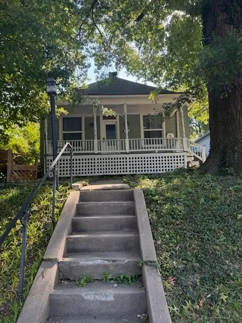 Popular Mulvanes Add Real Estate