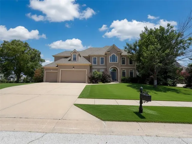 Cheap Tiffany Greens Real Estate