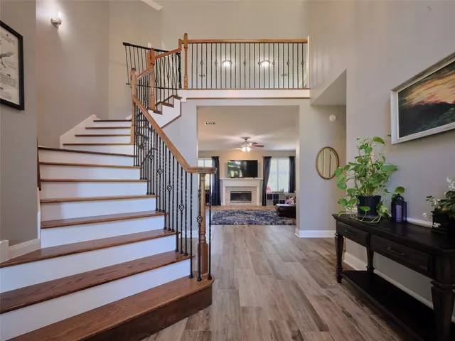 Popular Stagecoach Real Estate