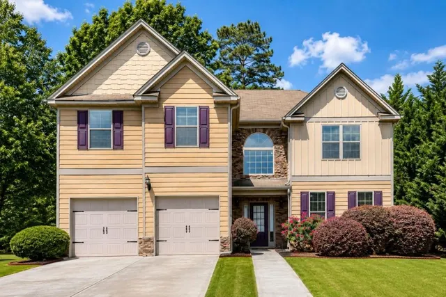 Popular Bay Creek Manor Real Estate