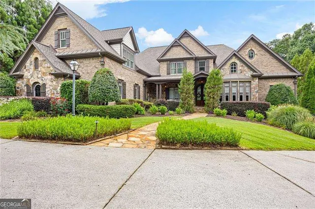 Expensive LAKE AT VICTORIA FALLS Real Estate