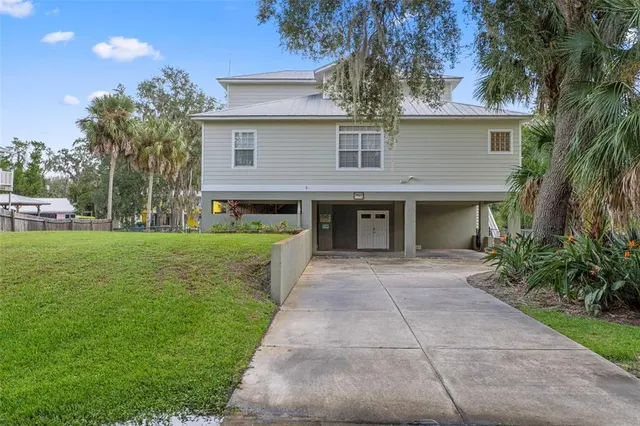 Popular INDIAN WATERS UNIT 02 Real Estate