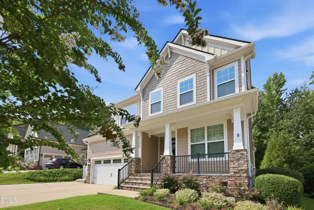 Popular Salem Village Real Estate
