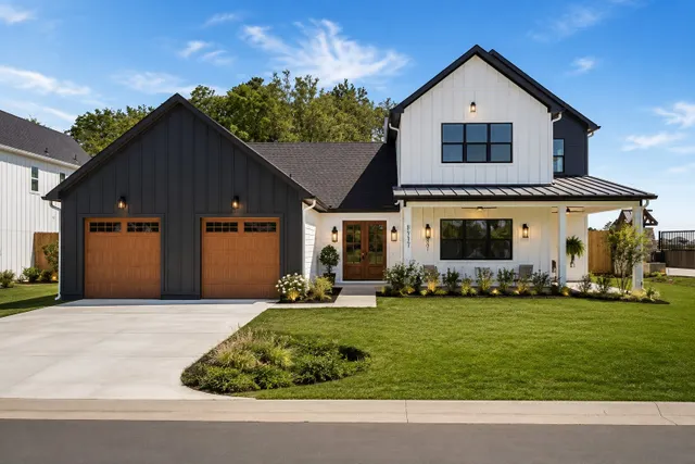 Popular Oakview Farms Real Estate