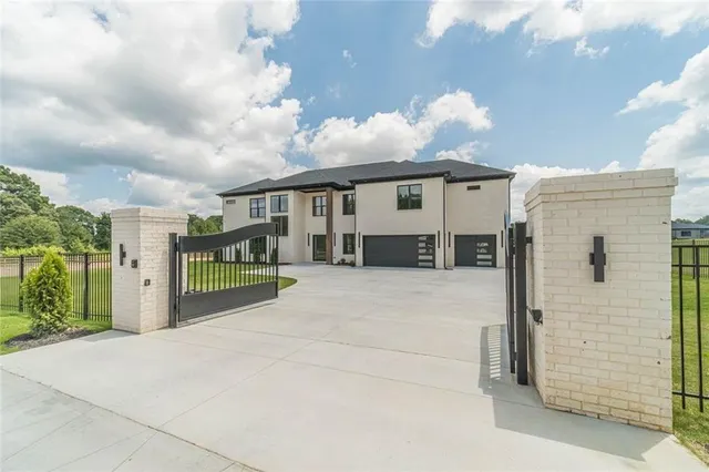 Popular HARD CREEK ACQUISITIONS LLC Real Estate