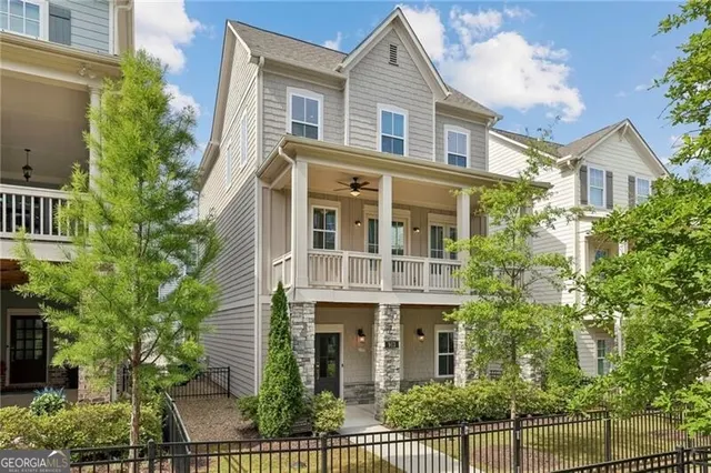Cheap West Town Real Estate