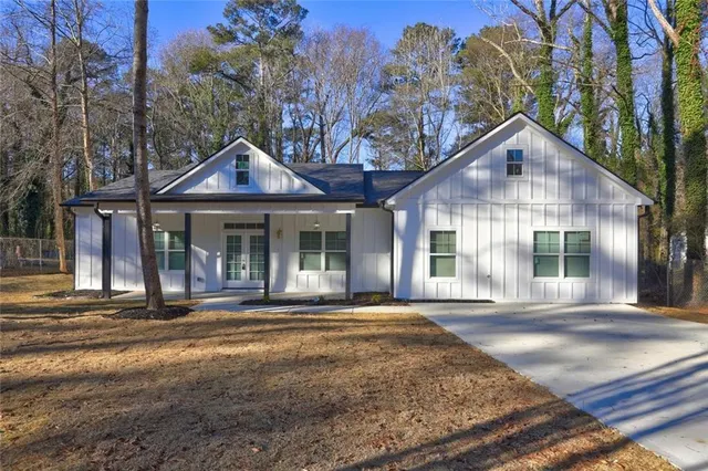Popular BEN HILL HEIGHTS Real Estate