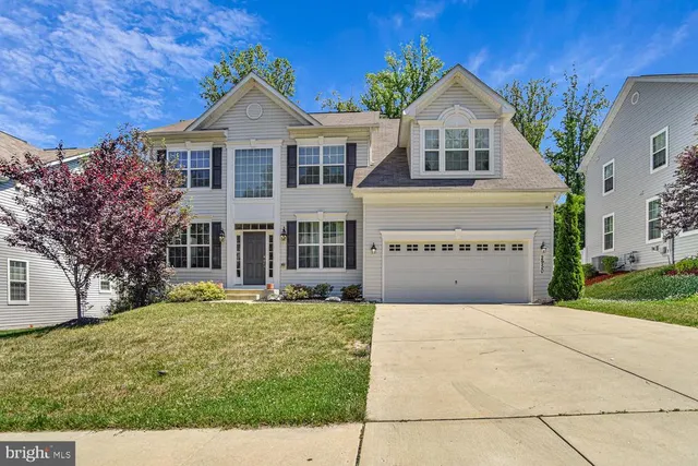 Popular Windsor Manor Real Estate