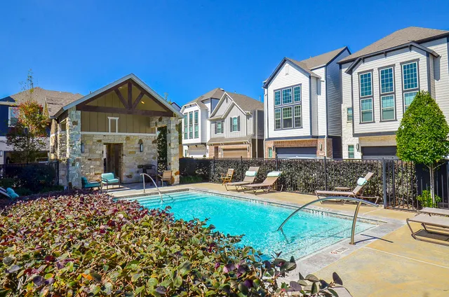 Expensive Ashford Manor Real Estate