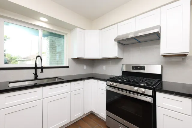 Popular Edgewood Terrace Sec 03 Real Estate