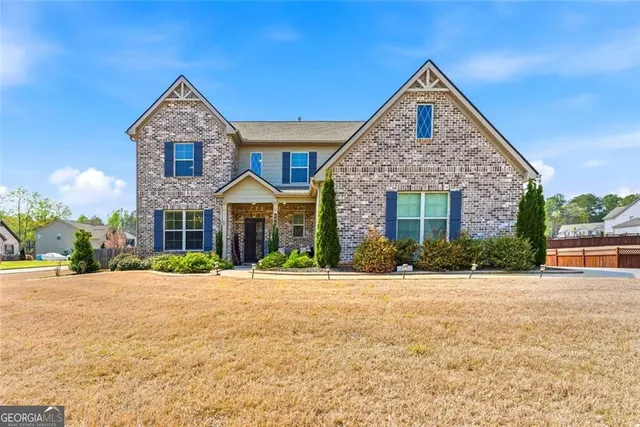 Popular TRADITIONS @ CRYSTAL LAKE Real Estate