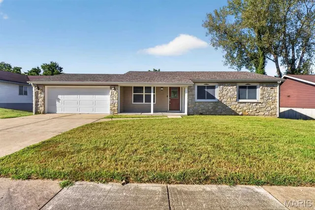 Popular Country Village 7 Real Estate