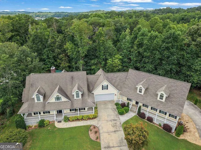 Expensive Dixie Hills Real Estate