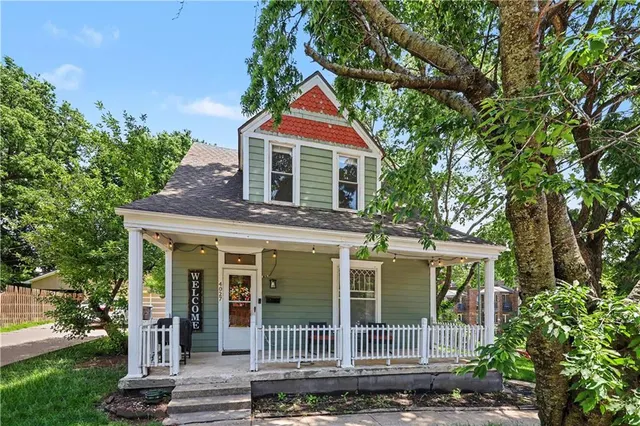 Popular Quimby Park Real Estate