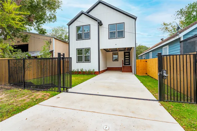 Expensive Magnolia Park Sec 02 Real Estate