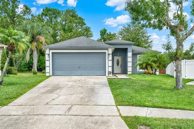 Popular ANDOVER LAKES PH 01C Real Estate