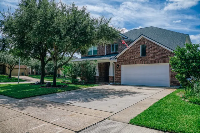 Popular Village Indian Trails Sec Real Estate