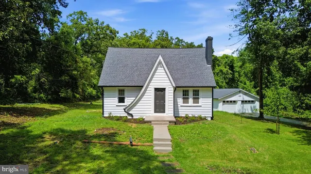 Popular Oaklawn Real Estate