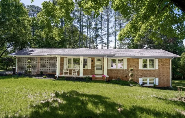 Popular Tanglewood Subd Real Estate