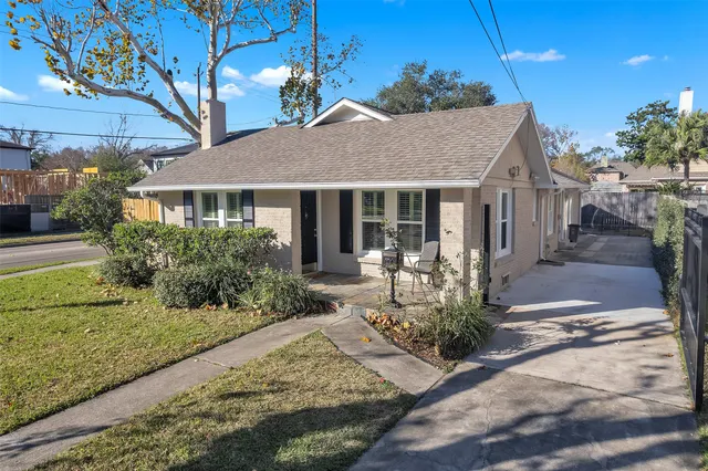 Popular Collegeview Sec 01 Real Estate